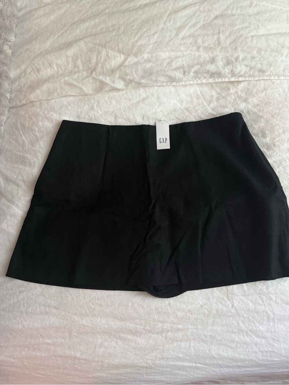 GAP Black Linen Skort